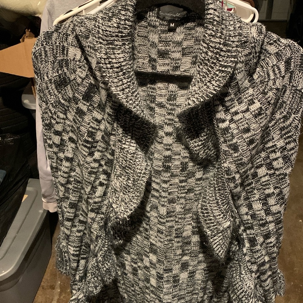 Mid-thigh length cardigan